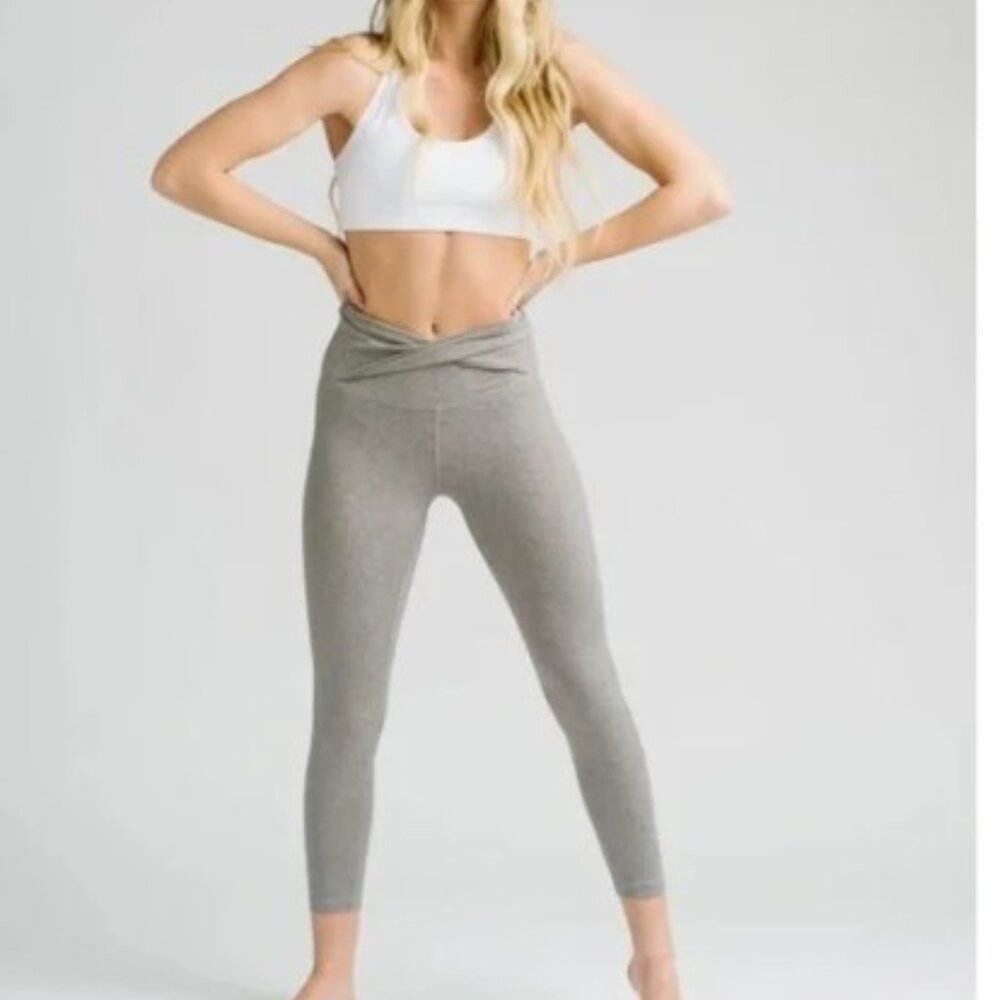 NWT ZYIA Cement Croise Hi-Rise 24” Leggings Size 6-8